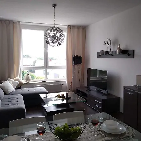 Sunny Penthouse With Roof Gardens Overlooking The Warsaw Palace Of Culture Pruszkow Exterior photo