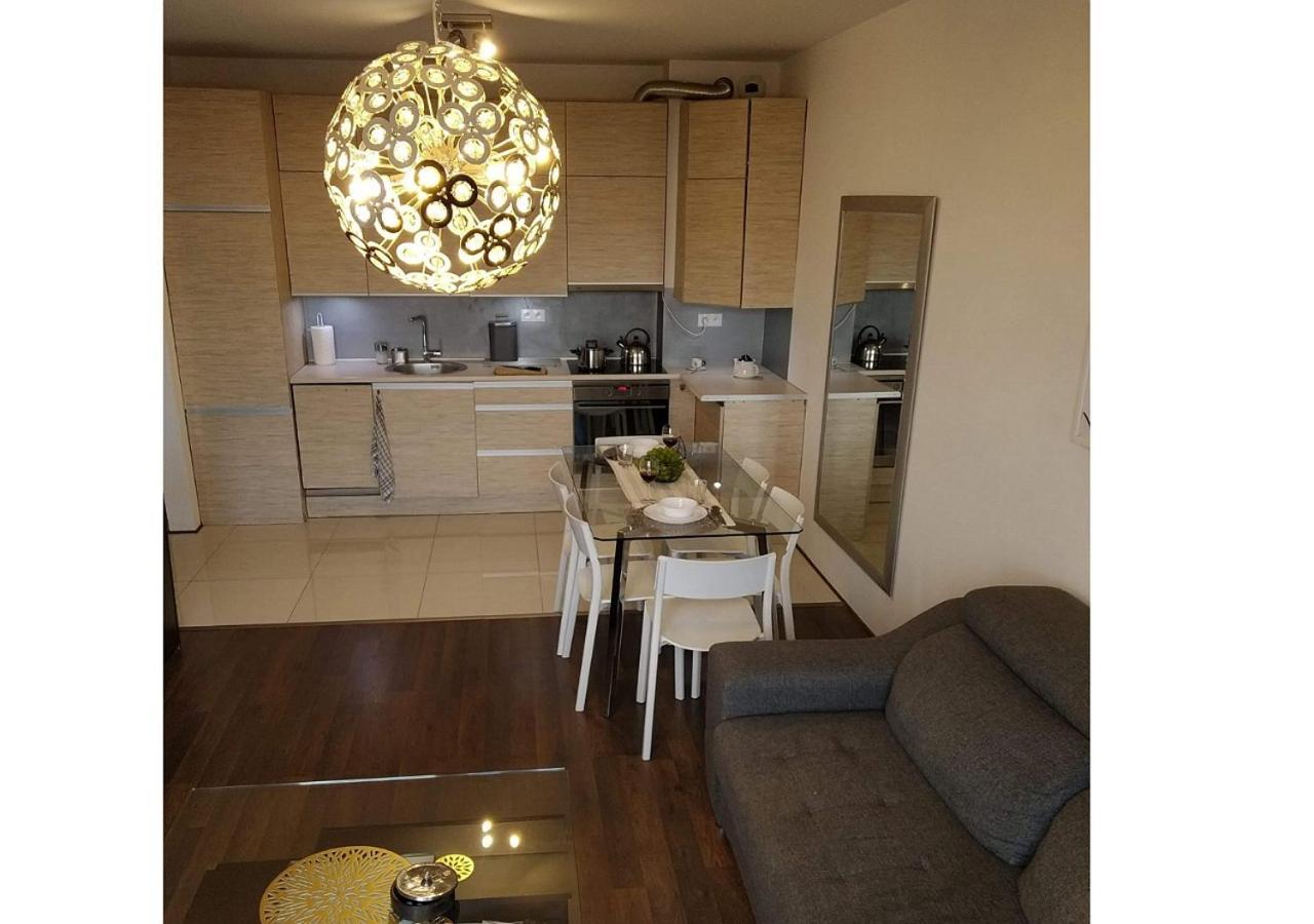 Apartment Sunny Penthouse With Roof Gardens Overlooking The Warsaw Palace Of Culture
